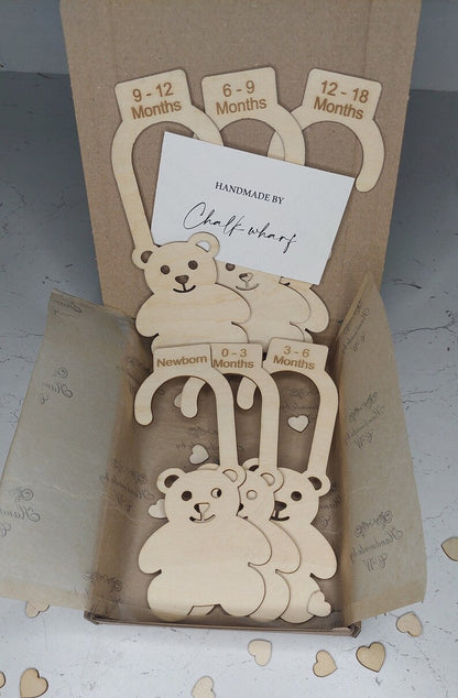 Nursery wardrobe dividers